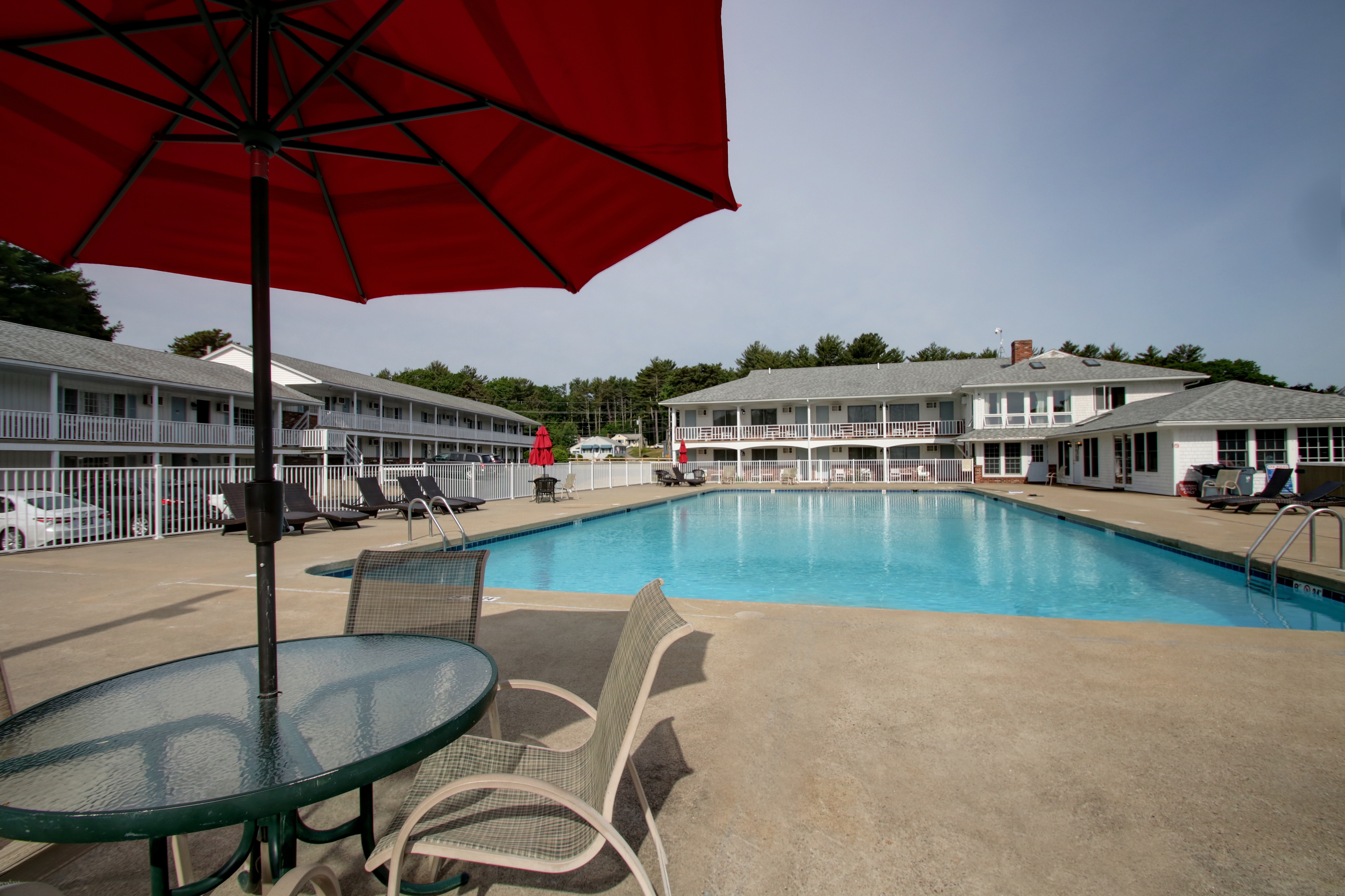 ogunquit maine hotel motel waterfront amenities indoor pool